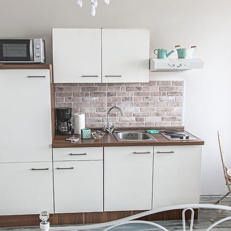PUY Main Square Apartments With Sea View מראה חיצוני תמונה